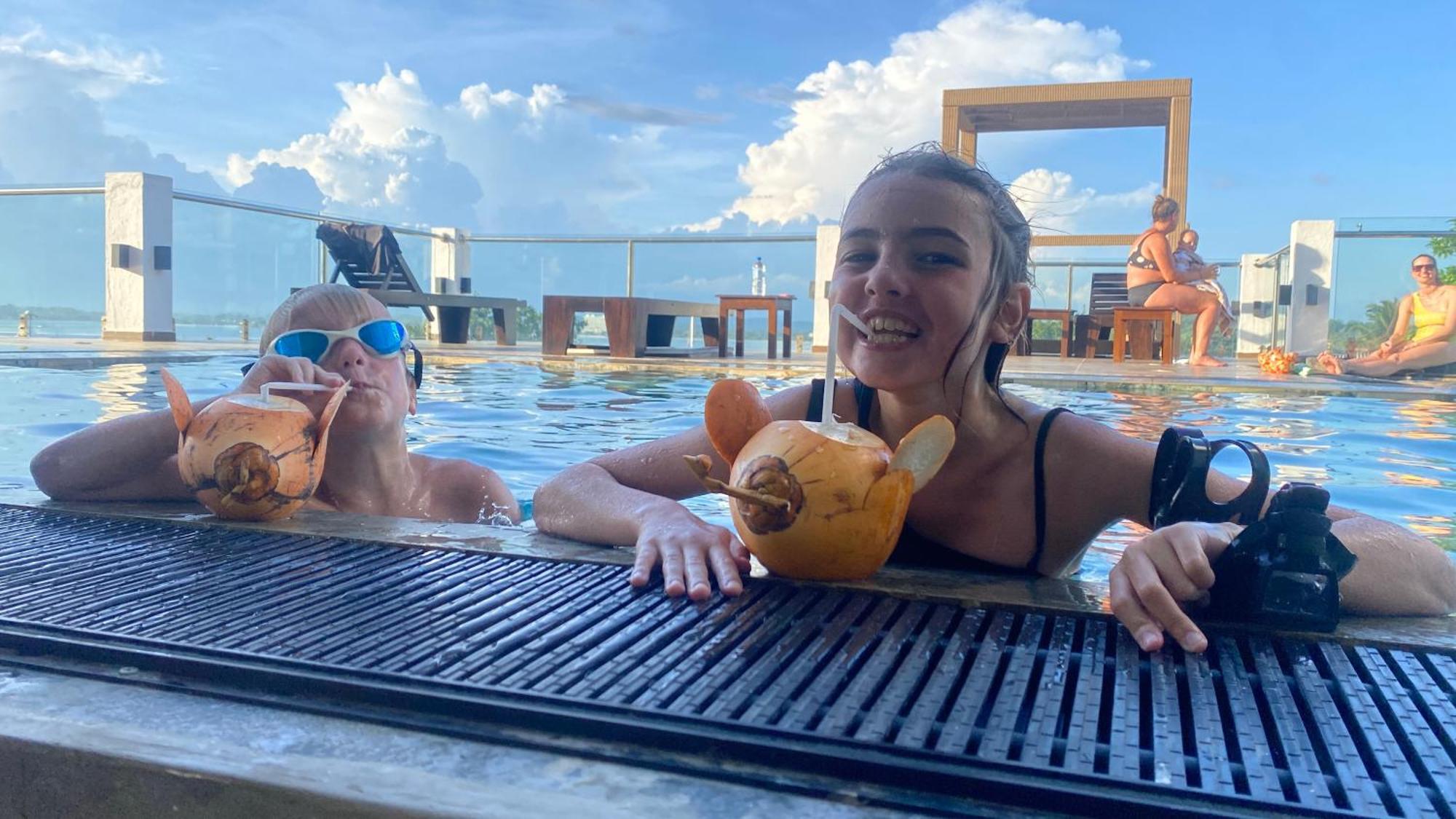 Emerald Bay Resort מיריסה מראה חיצוני תמונה
